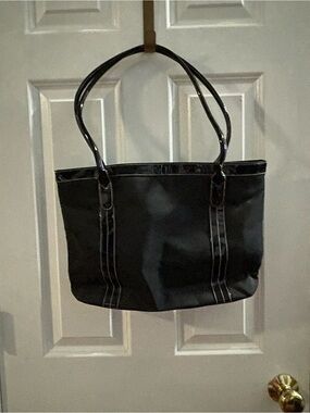 Mary Kay Black Tote Bag with Gloss Trim
